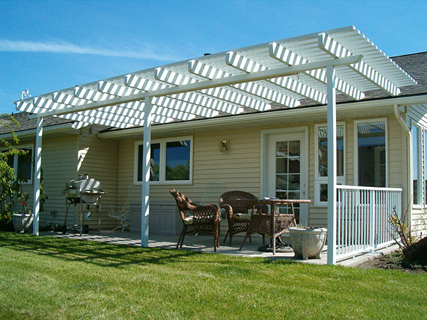 Good Sam_patio home pergola.JPG